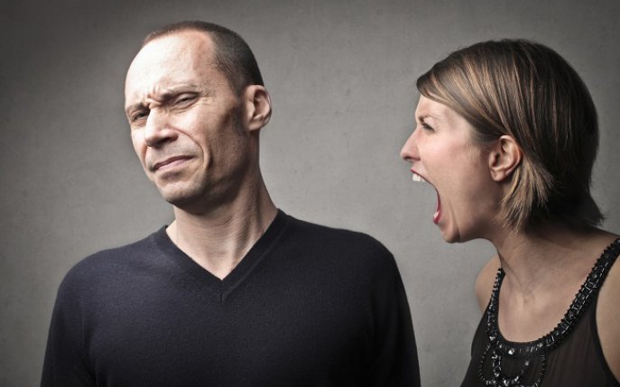 7 tipuri de comportament care sperie la culme bărbații