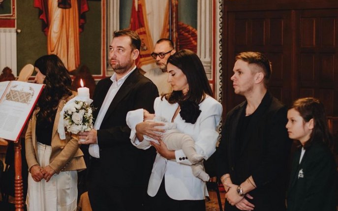 Codin Maticiuc și-a botezat fetița cea mică în secret, la o biserică ridicată chiar de tatăl lui