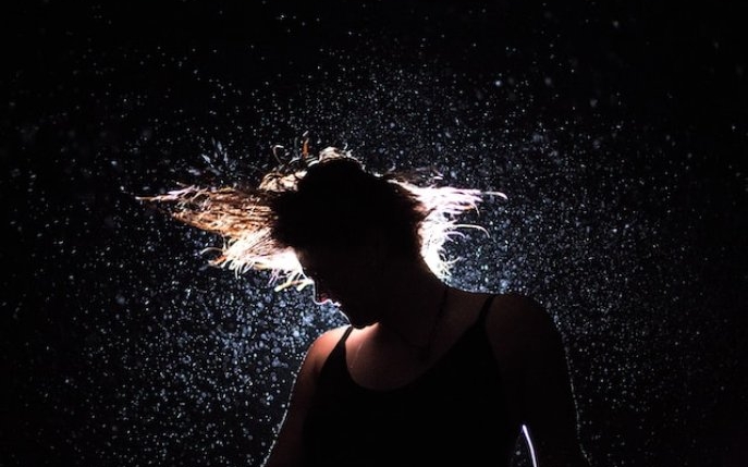 Ecstatic dance: ce înseamnă și ce beneficii îți aduce?