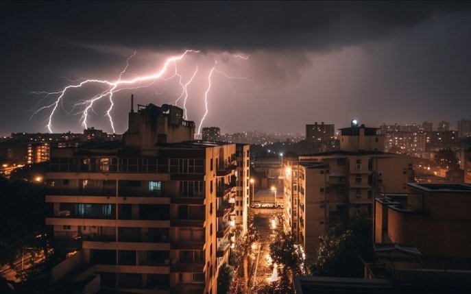 Ce să NU faci pe furtună, conform doctorului Ciuhodaru