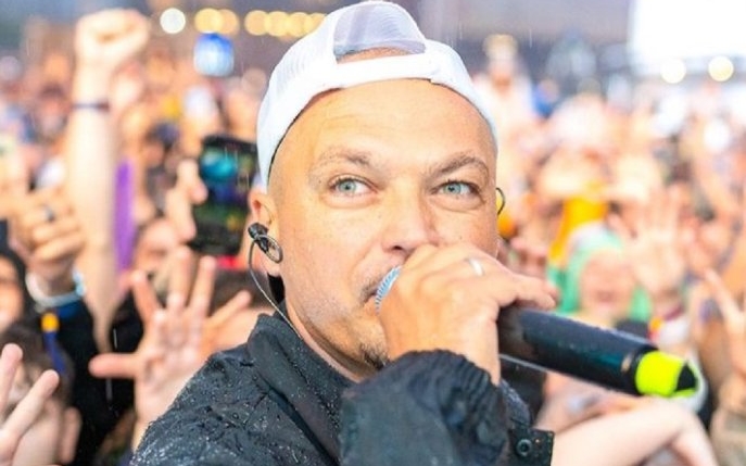 "Te rog eu frumos să lași oamenii în pace"! Reacția lui Puya la adresa personalului de la pază din timpul unui concert la Costinești