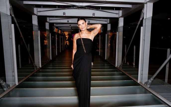 Cât de bine arată Demi Moore la peste 60 de ani! Își etalează corpul fără inhibiții