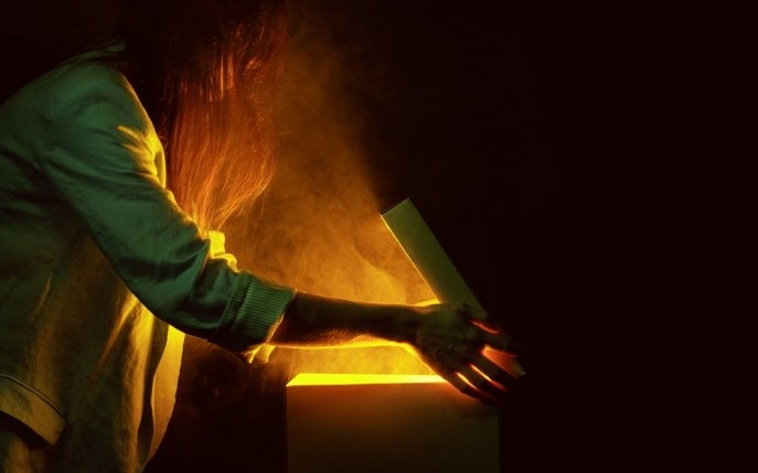 Totul despre Cutia Pandorei, mitul originilor ce dă oricui fiori reci pe șira spinării