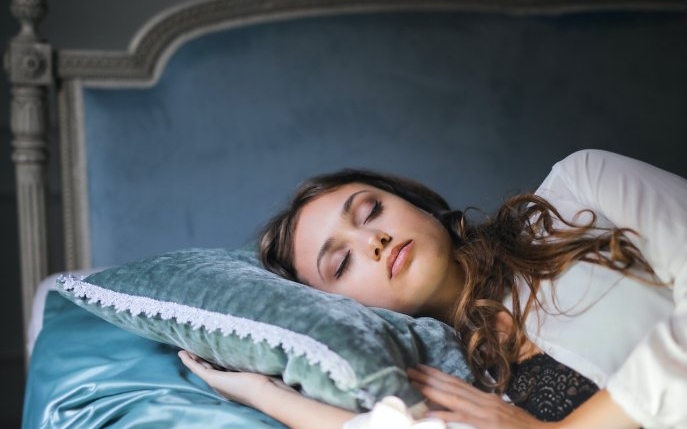 Etapele somnului: ce se întâmplă în corpul tău în fiecare perioadă