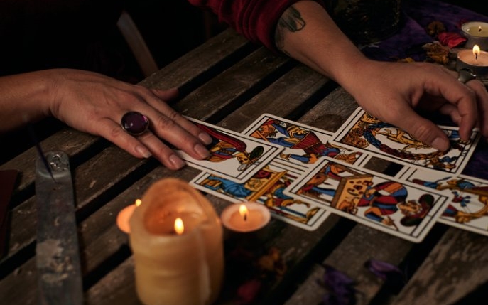 Tarotscopul lunii octombrie 2023. Ce spun cărțile de Tarot despre tine luna aceasta