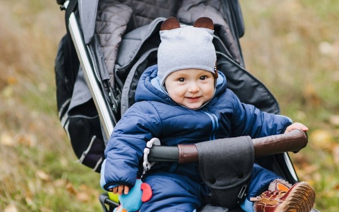 Carucioare 3 în 1 - Carucioare adaptate la nevoile bebelușului care sunt în continuă schimbare