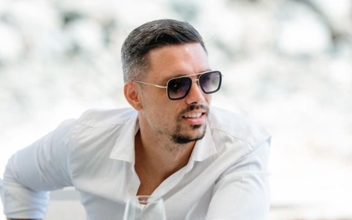 Cu ce se ocupă în prezent Adrian Rus, soțul Vlăduței Lupău, după ce a renunțat la cariera în fotbal