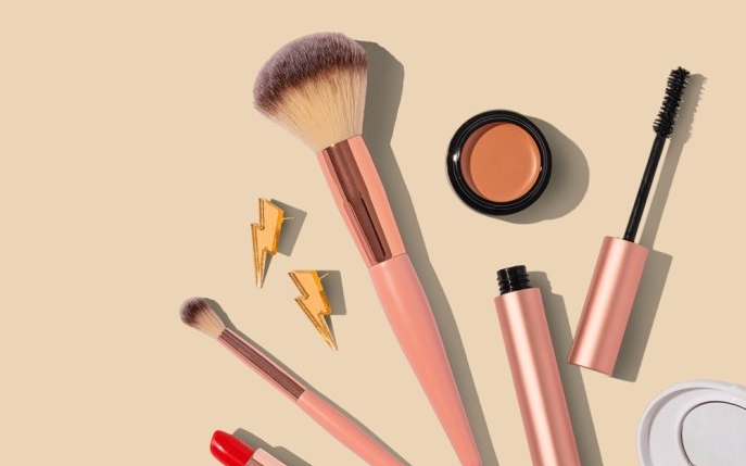 Care sunt cele mai populare machiaje și cum să le aplici?