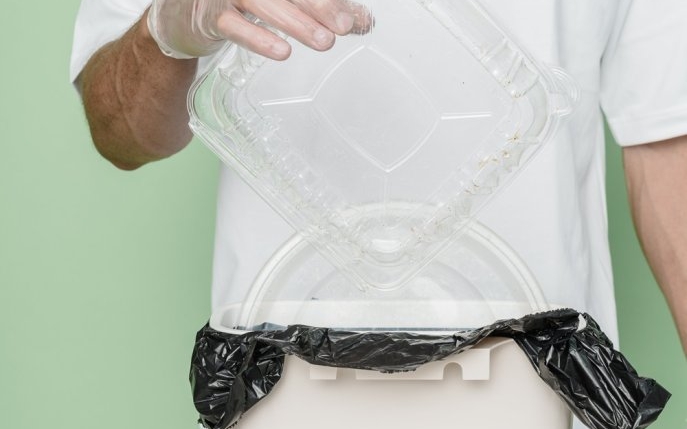 Coșurile de gunoi: Un rol esențial în menținerea curățeniei și ordinii