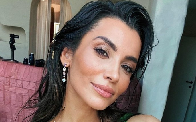 Lili Sandu mărturisește că nu s-a simțit iubită de tatăl ei, care a tratat-o extrem de dur. „Într-o iarnă, m-a trimis desculță să iau ceva ce stricasem în casă"