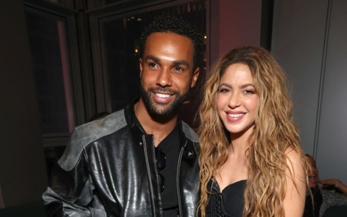 Shakira iubește din nou? Află cele mai spumoase zvonuri despre o presupusă relație între ea și un cunoscut actor britanic