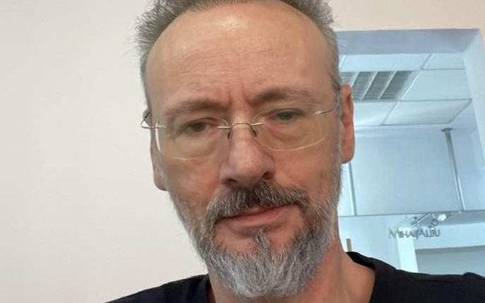 Mihai Albu a fost diagnosticat cu cancer și operat de urgență! Celebrul designer a făcut primele declarații