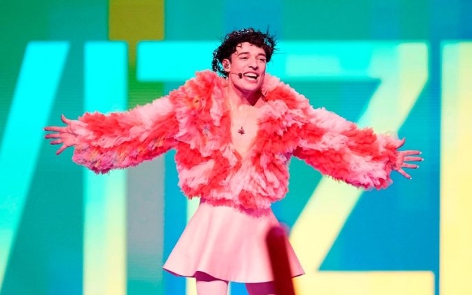 Eurovision 2024: Nemo, câștigătorul de anul acesta a spart trofeul pe scenă
