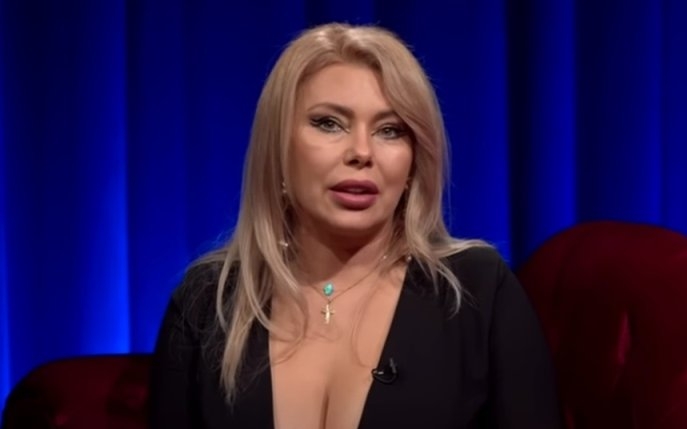 Jasmine a avut parte de o copilărie grea, alături de un tată foarte dur. "Am fugit de acasă"