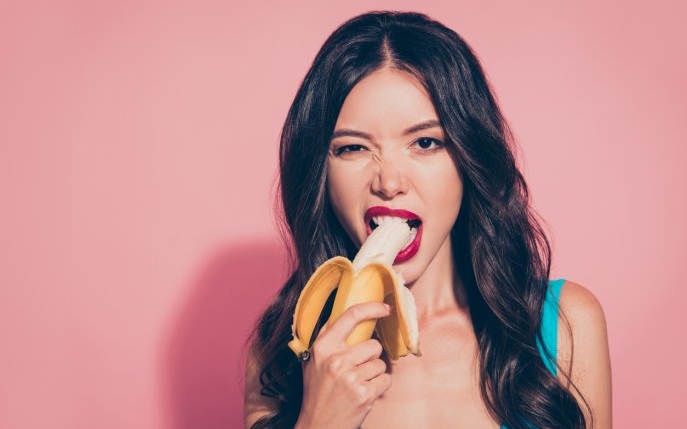 Extensii de păr din banane. Cât costă un astfel de produs