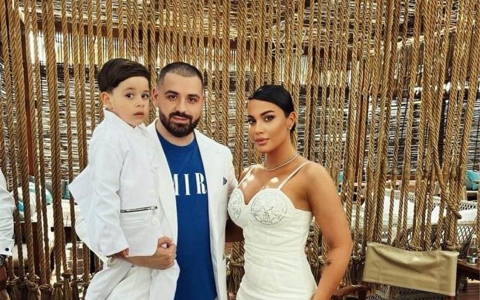 Betty Salam, prima reacție după ce s-a spus că s-a despărțit de soțul ei. „Familia e familie"