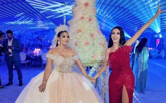 Adriana, fata cea mică a lui Adrian Minune, nuntă și botez de milioane! Sora ei a fost nașa copilului
