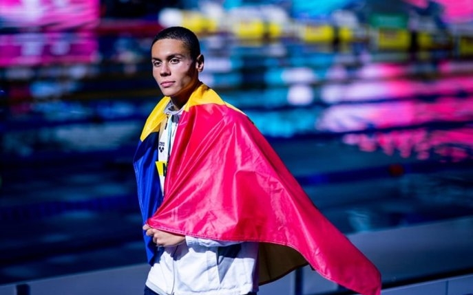 Imagini de colecție cu David Popovici de când a îmbrățișat pasiunea pentru înot. O problemă medicală l-a dus pe drumul spre succes