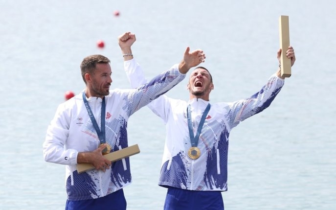 Cine sunt sportivii care au câștigat aurul la dublu vâsle masculin, la Jocurile Olimpice. Cornea Andrei și Enache Marian au scris istorie!