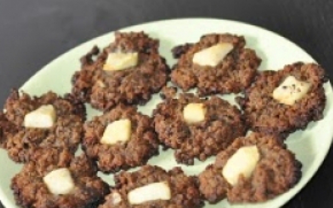 Biscuiti din cereale cu scortisoara si mar