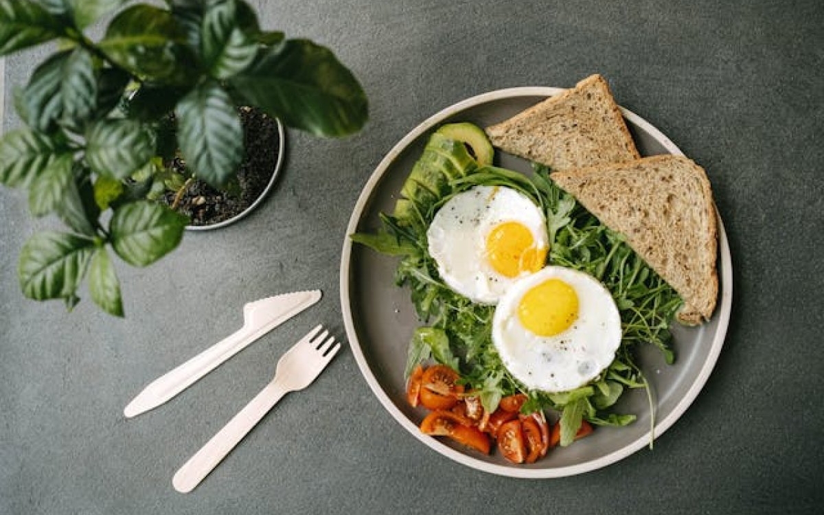 Ce să mănânci când ai amețeli: alimentele care te ajută