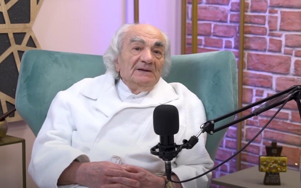 Leon Dănăilă, despre legătura puternică pe care o are cu divinitatea: „Înainte de o operație grea, spun în gând o rugăciune"