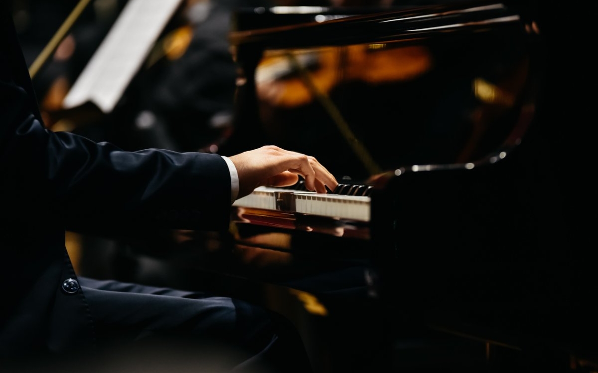 Bucureștiul redevine gazda unicului festival internațional de duo pianistic și lied. Duo Majura celebrează din nou muzica clasică și jazzul