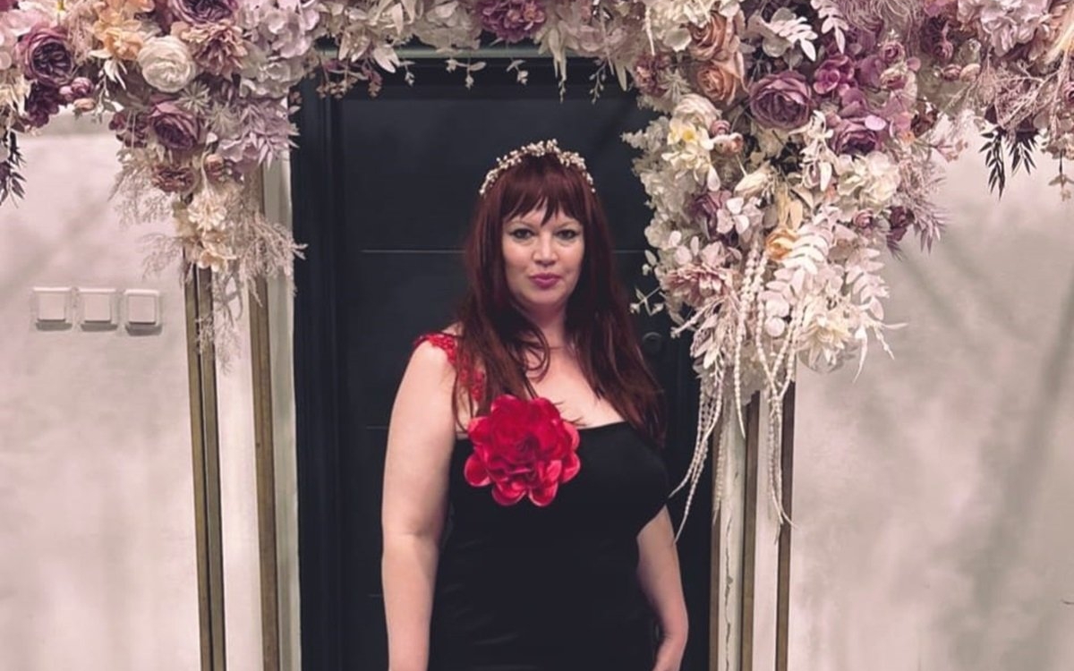 Soția lui Viorel Lis, apariție surprinzătoare la un eveniment monden. De ce a purtat perucă: „E frumos să fii Oana Lis, dar e frumos și să nu fii”