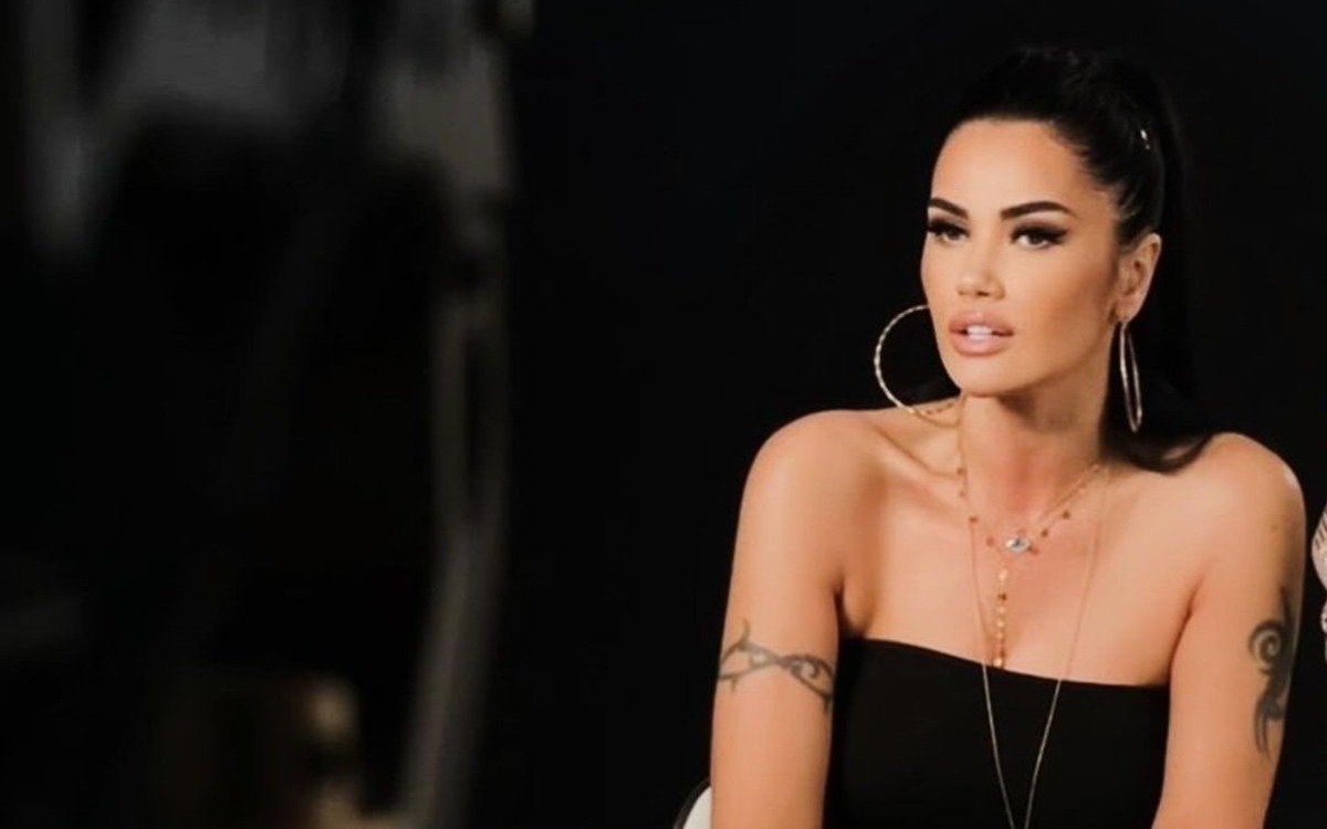Oana Zăvoranu, extrem de deranjată de oamenii din online care spun că își vinde lucrurile pe TikTok. "Nu ați fost aristocrați din naștere ca mine"