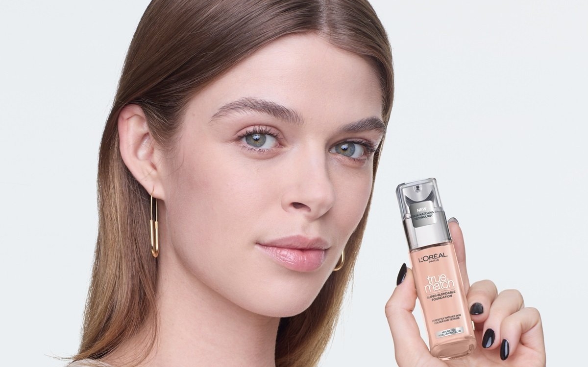 Party look efervescent cu Notino