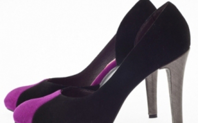 Traieste experienta Alice in Wonderland: colectia SS 2011 Coca Zaboloteanu
