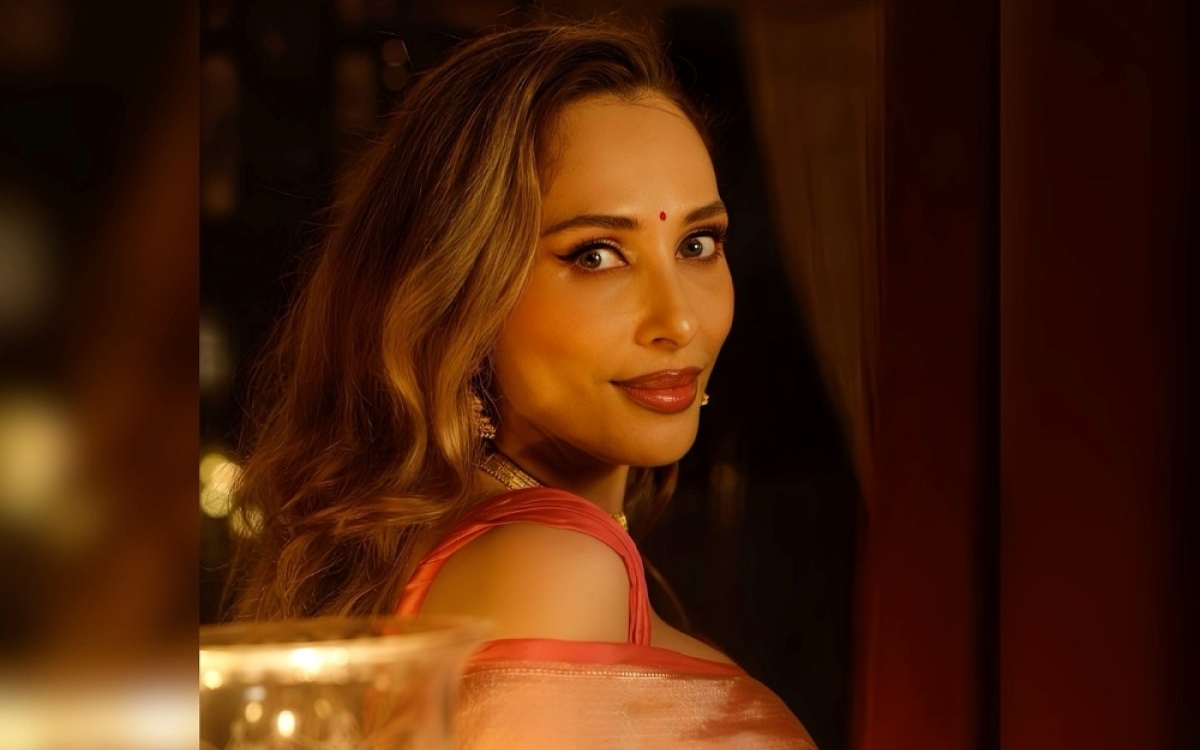 E oficial, relația Iuliei Vântur cu Salman Khan este tot mai serioasă. Starul din India i-a cunoscut părinții