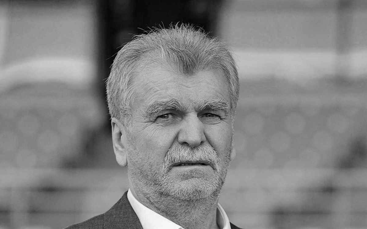 Prima reacție a fiului lui Dinu Gheorghe, după vestea morții fostului președinte de la Rapid și Dinamo. "Tristețea e prea mare..."