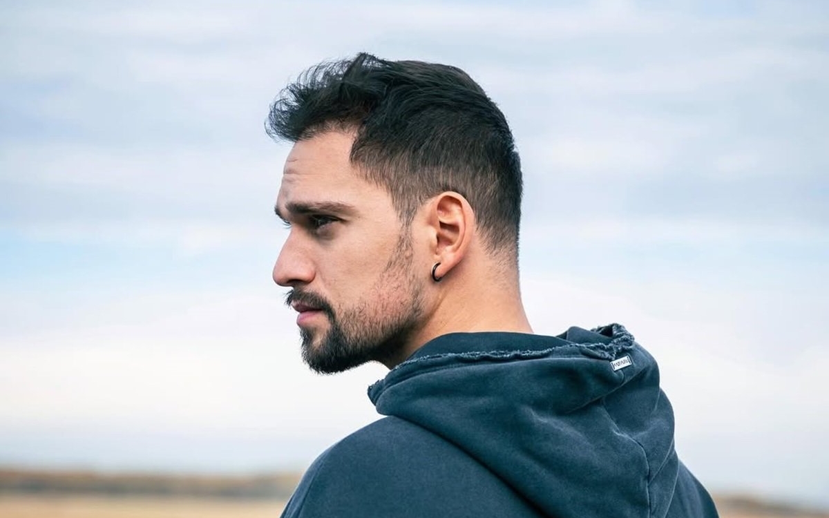 Cum arată Vlad Gherman după cele două implanturi de păr. Cum s-a postat pe rețelele sociale