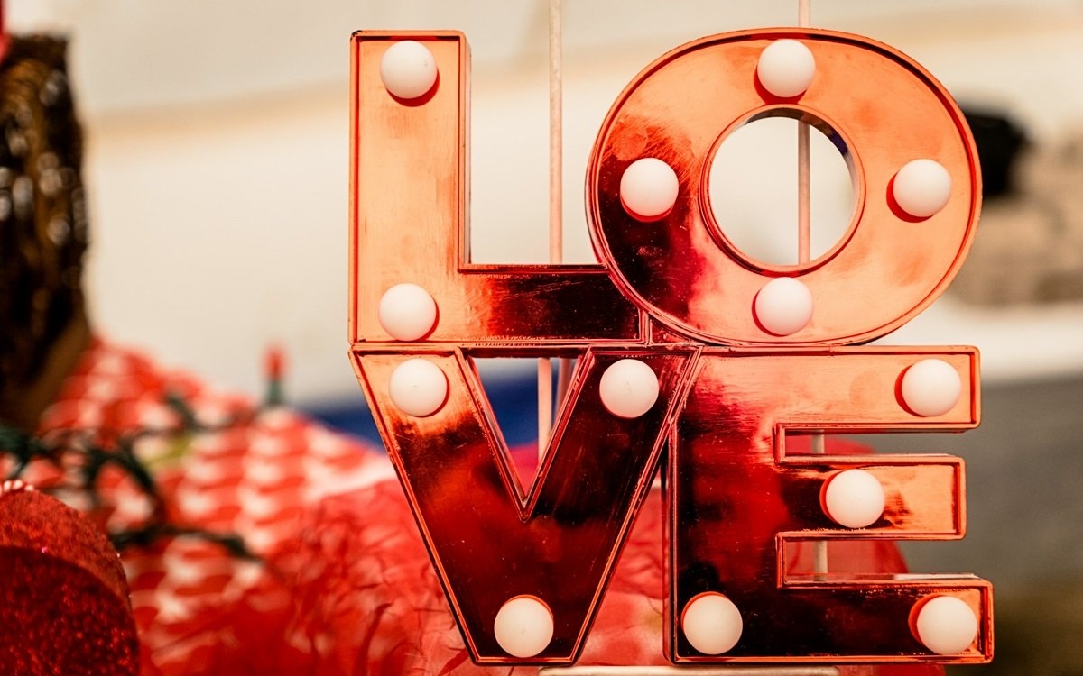 Idei de cadouri care aduc bucurie de Valentine's Day