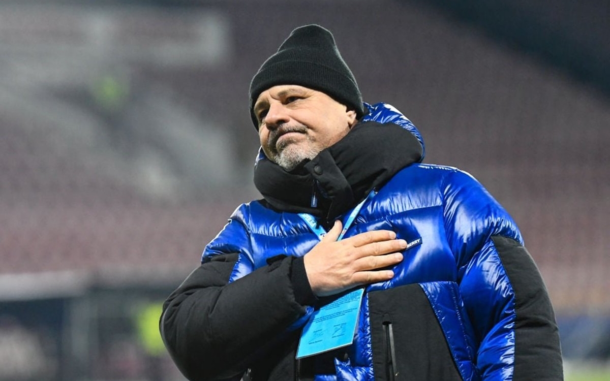 Marius Șumudică a ajuns de urgență la spital. Care este starea lui: „Nu se simte deloc bine”