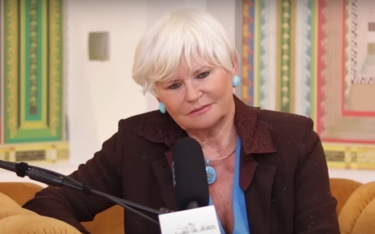 Monica Tatoiu, reacție dură la adresa lui Carmen Iohannis, după demisia președintelui: „Dacă mai are curajul vreodată să calce prin București”