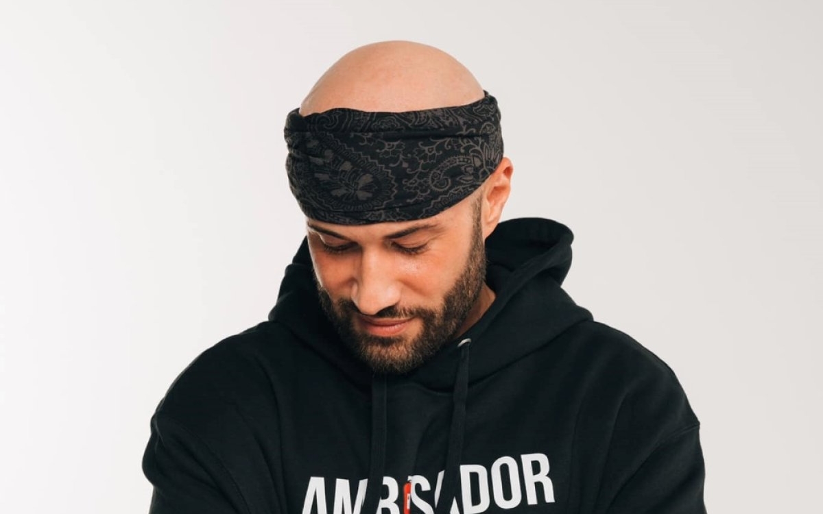 Mihai Bendeac revine în televiziune după o pauză de trei ani. A bătut palma tot cu Antena 1