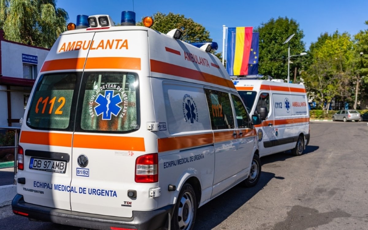 Durere fără margini într-o familie din Brăila. O fetiță de 13 ani s-ar fi aruncat de la balcon după o discuție cu părinții