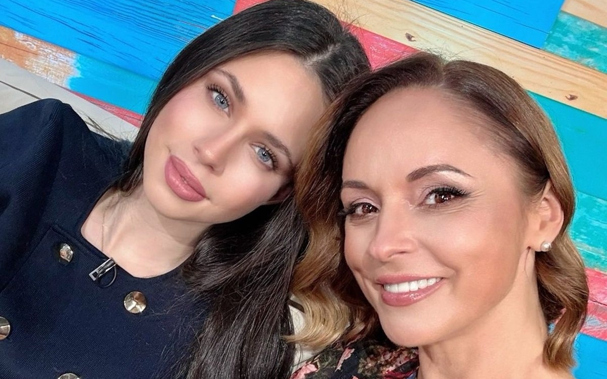 Ce nu face o mamă pentru copilul ei? Andreea Marin pleacă în America alături de Violeta