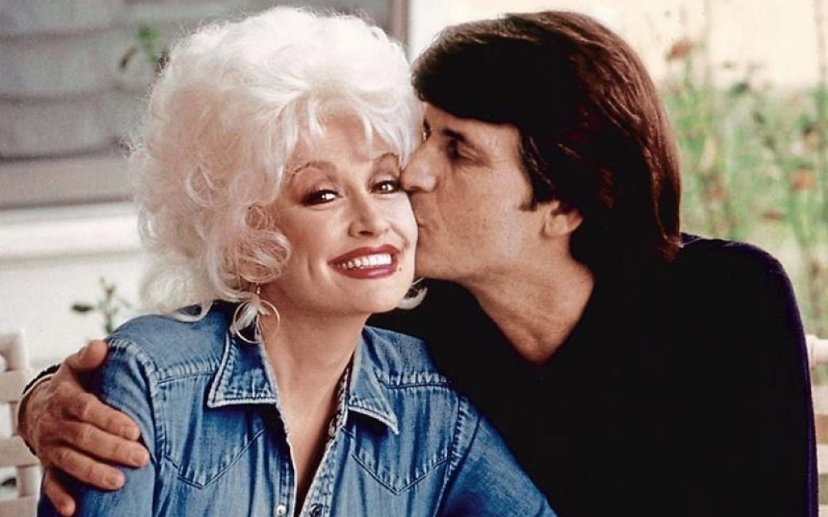 Dolly Parton, mesaj tulburător după moartea soțului ei: „Cuvintele nu pot face dreptate iubirii”
