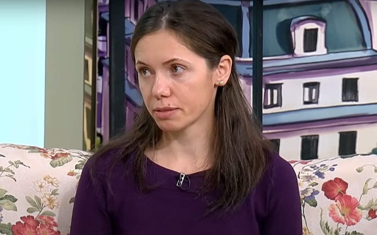 Cum arată și cu ce se ocupă soția lui Nicușor Dan, candidatul la prezidențiale. Cum a început povestea lor de iubire