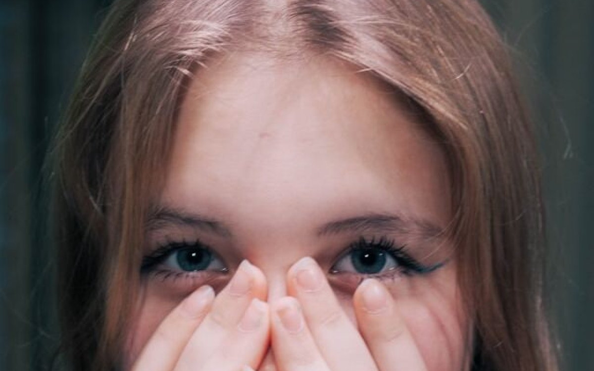 Înțepături în ochi: cauze și tratament