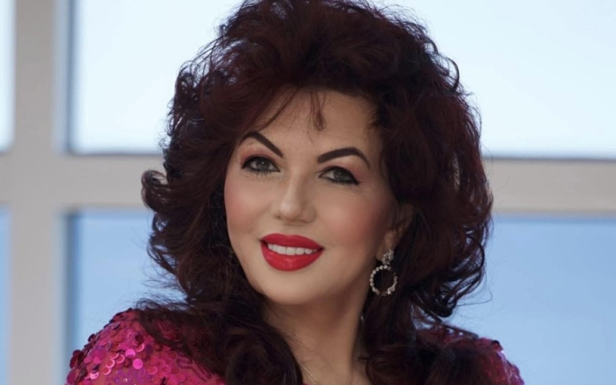 Carmen Harra a împlinit 70 de ani și a fost înconjurată de iubire. Cum au răsfățat-o cei dragi