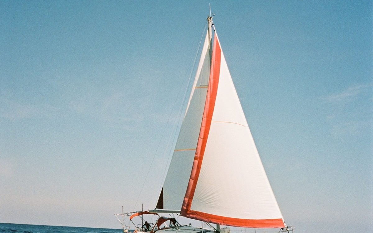 Q&A cu TOMMY HILFIGER despre HILFIGER Sailing Collection