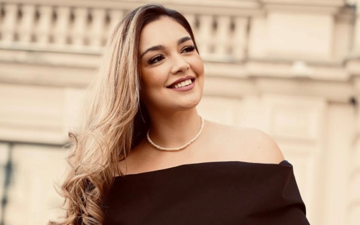 Cu ce se ocupă soția lui George Simion. Ce studii are, de fapt, Ilinca