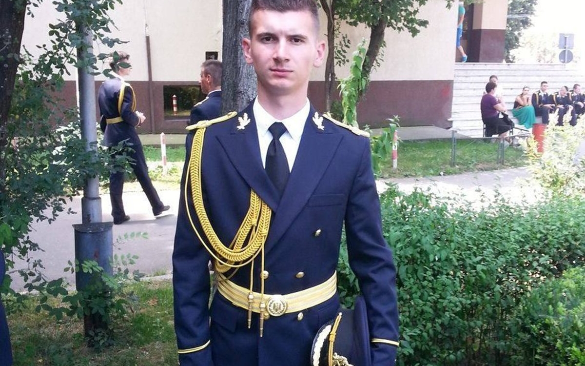O clipă de neatenție i-a adus moartea. Tiberiu a murit la 33 de ani, în fața propriilor copii, după ce a adormit la volan