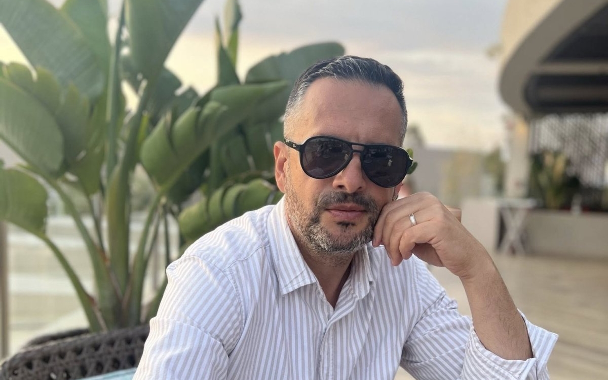Mădălin Ionescu dă de pământ cu femeile care au cont pe platformele pentru adulți. "Azi, centura s-a mutat în online"
