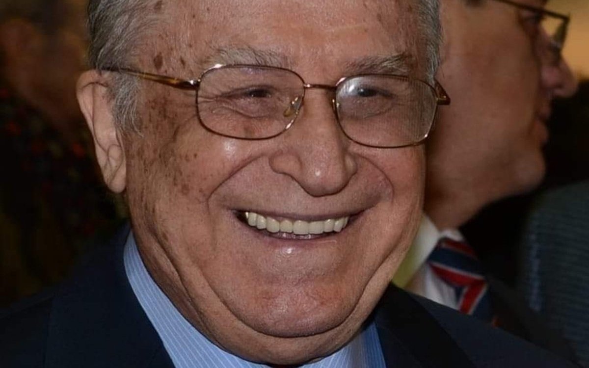 Doamna Nina a fost chemată la căpătâiul lui Ion Iliescu, aflat încă pe patul de spital. În ce stare este acum fostul președinte
