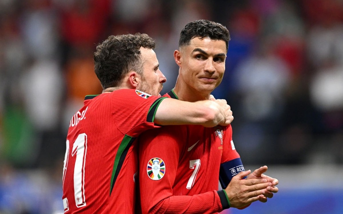 Cristiano Ronaldo s-a oferit să plătească studiile celor 3 copii ai regretatului Diogo Jota. Fotbalistul a murit tragic, la 28 de ani